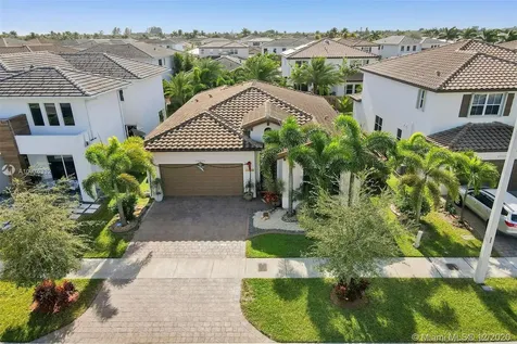 15090 SW 176th Street Miami FL 33187
