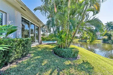 10990 Hawks Vista Street Plantation FL 33324