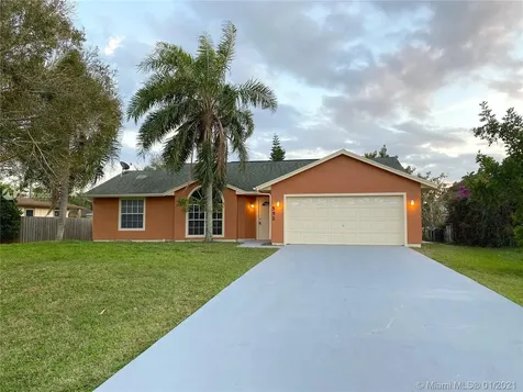 552 NW La Brea Avenue Port St. Lucie FL 34983