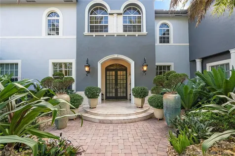 11740 SW 1st Court Plantation FL 33325