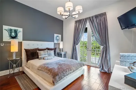 11740 SW 1st Court Plantation FL 33325