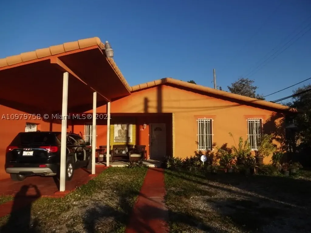3511 SW 67th Avenue Miami FL 33155