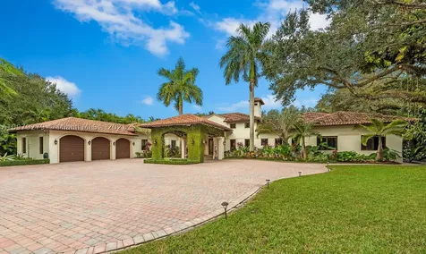 7405 SW 104th Street Pinecrest FL 33156