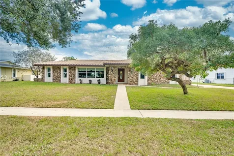 6760 SW 20th Street Plantation FL 33317