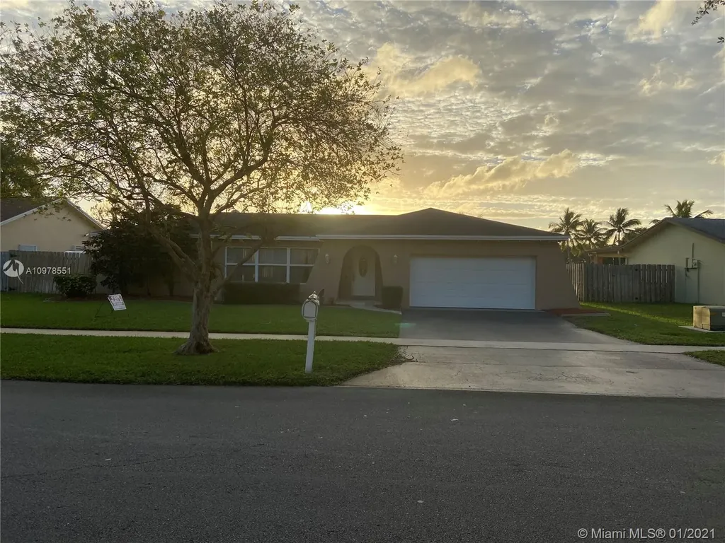 5115 SW 87th Avenue Cooper City FL 33328