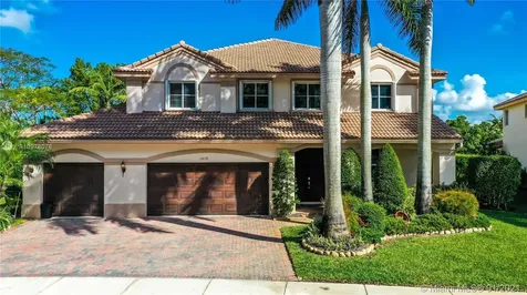 1419 Crossbill Court Weston FL 33327