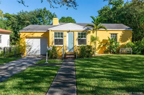 525 Minola Drive Miami Springs FL 33166