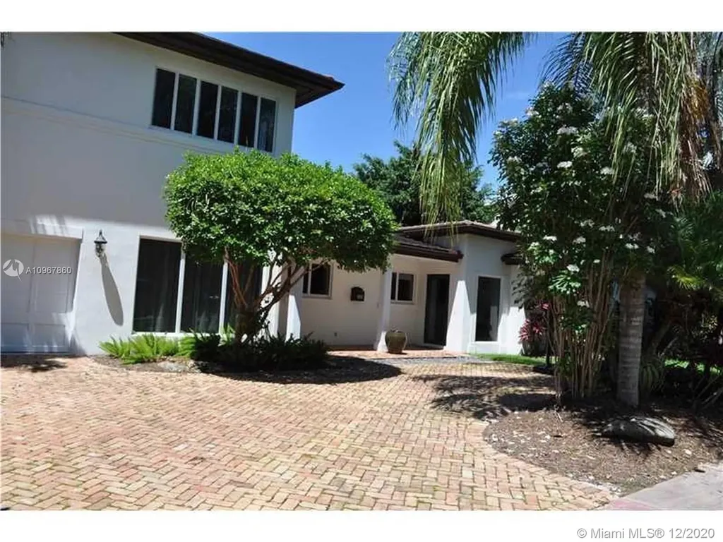6845 Veronese Street Coral Gables FL 33146