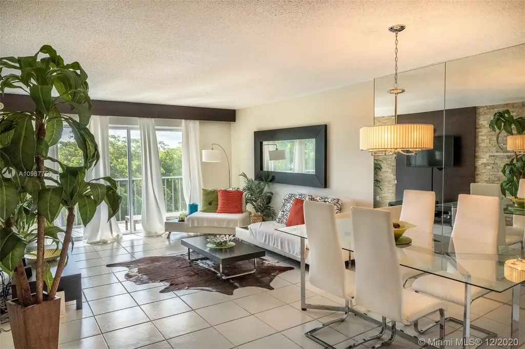5100 Washington Street Hollywood FL 33021