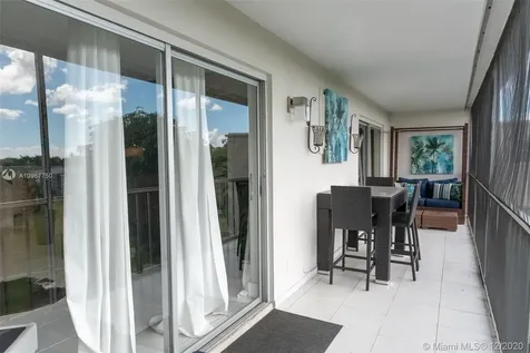 5100 Washington Street Hollywood FL 33021