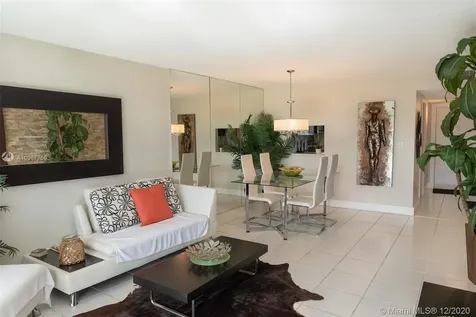 5100 Washington Street Hollywood FL 33021