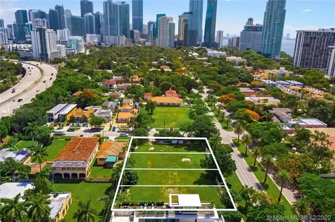 2100 S Miami Avenue Miami FL 33127