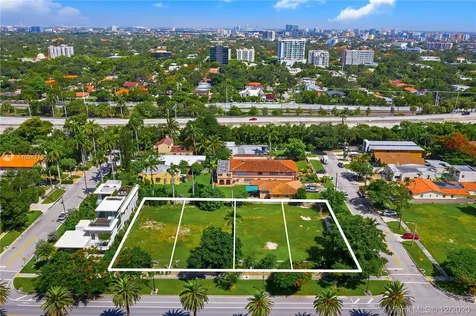 2100 S Miami Avenue Miami FL 33127