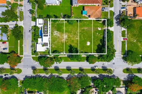 2100 S Miami Avenue Miami FL 33127