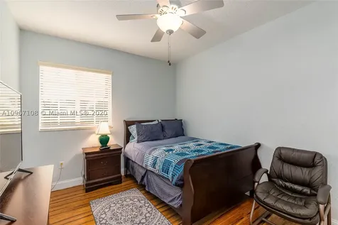 1457 SE 22nd Lane Homestead FL 33035