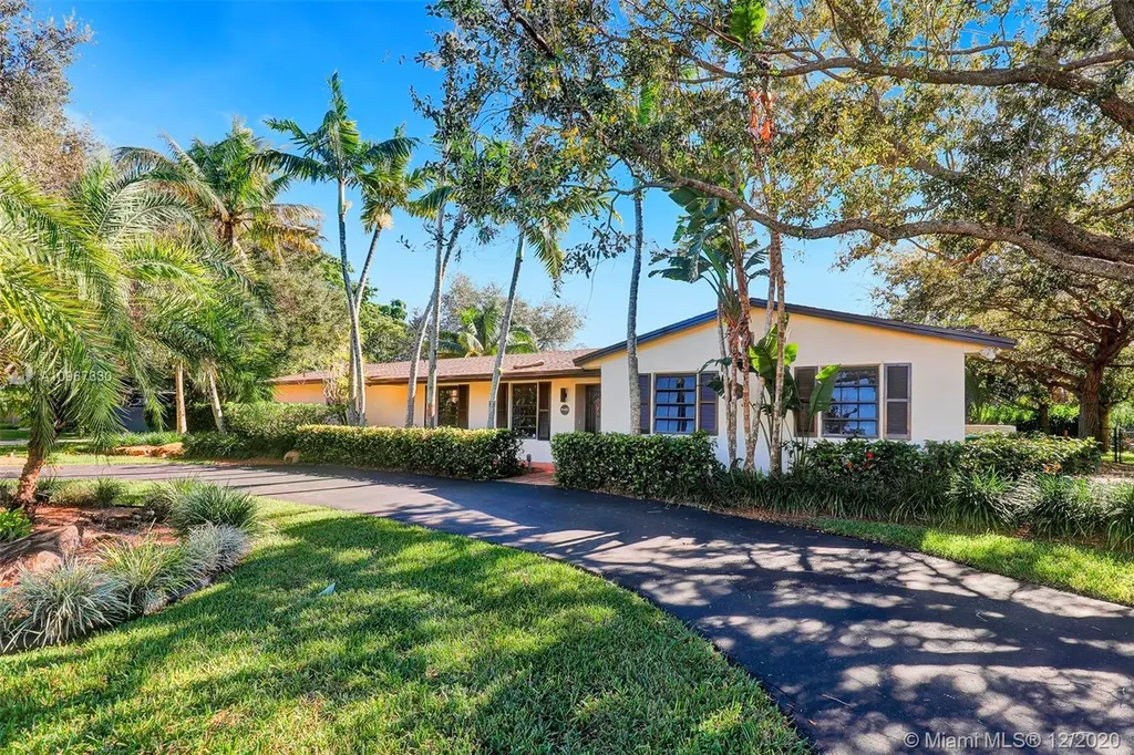 8420 SW 146th Street Palmetto Bay FL 33158