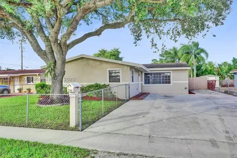 710 N 70th Terrace Hollywood FL 33024