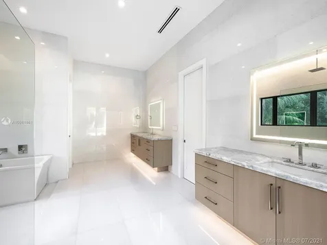 6525 SW 106th Street Pinecrest FL 33156