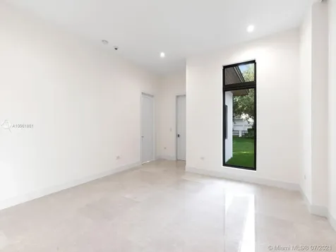 6525 SW 106th Street Pinecrest FL 33156