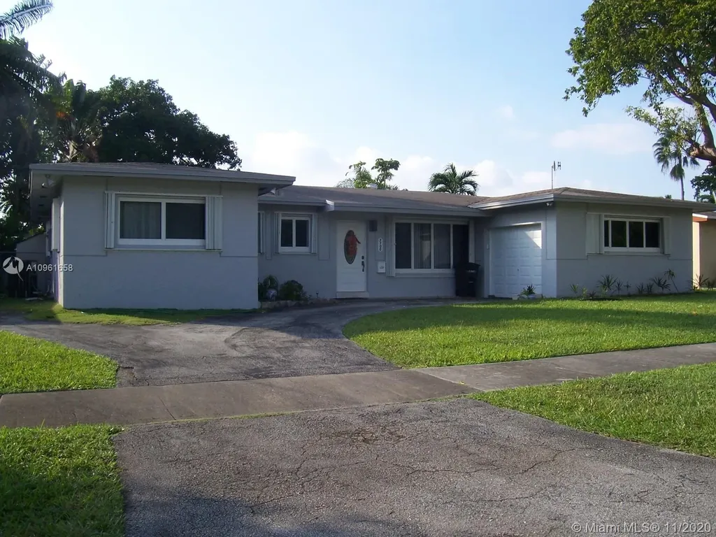 7700 SW 98th Court Miami FL 33173
