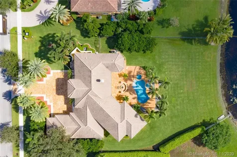 10334 SW 23rd Court Davie FL 33324