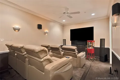 10334 SW 23rd Court Davie FL 33324