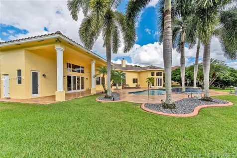 10334 SW 23rd Court Davie FL 33324