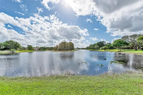 10334 SW 23rd Court Davie FL 33324