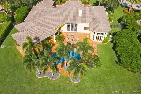 10334 SW 23rd Court Davie FL 33324