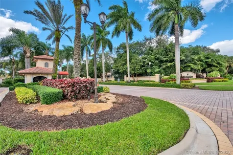 10334 SW 23rd Court Davie FL 33324