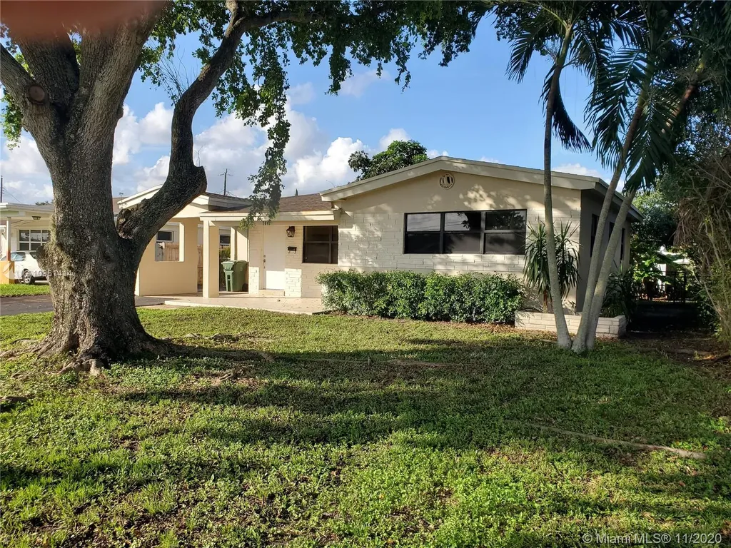 7041 SW 12th Street Pembroke Pines FL 33023