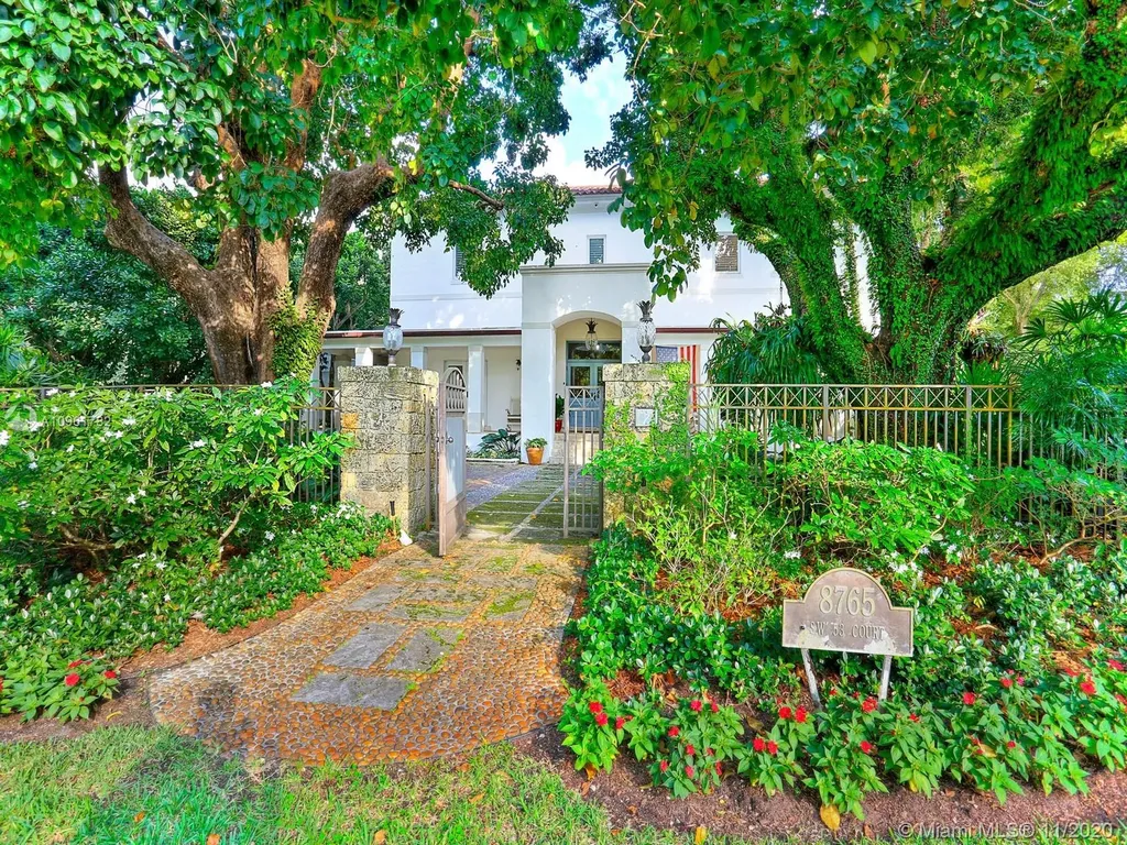 8765 SW 53rd Court Miami FL 33143