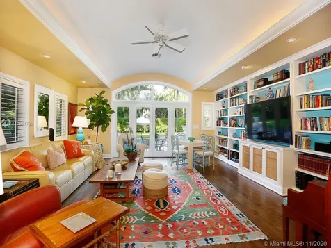 8765 SW 53rd Court Miami FL 33143