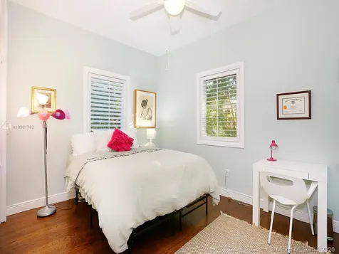 8765 SW 53rd Court Miami FL 33143