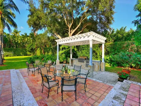 8765 SW 53rd Court Miami FL 33143