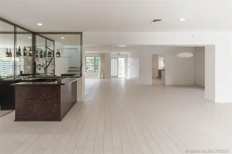 1215 Daytonia Road Miami Beach FL 33141