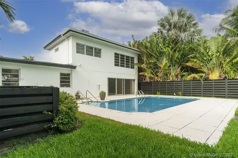1215 Daytonia Road Miami Beach FL 33141