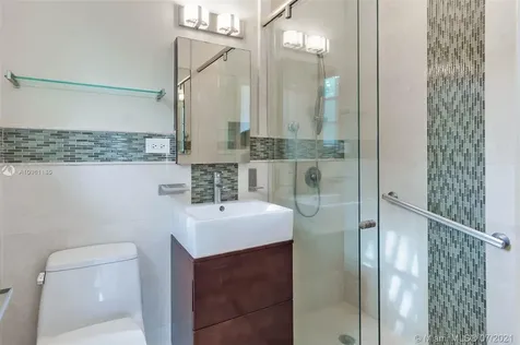 1215 Daytonia Road Miami Beach FL 33141