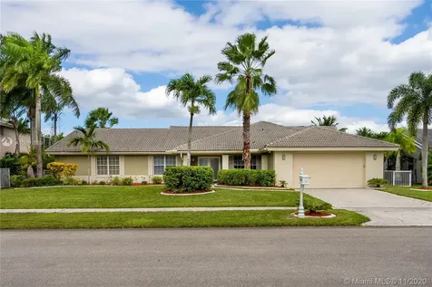 19461 NW 8th Street Pembroke Pines FL 33029