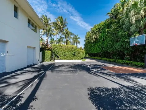 250 Leucadendra Drive Coral Gables FL 33156