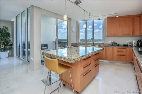 16001 Collins Avenue Sunny Isles Beach FL 33160