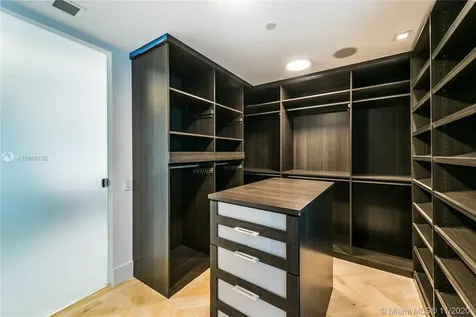 1100 Biscayne Boulevard Miami FL 33132