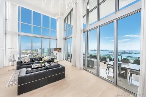 1100 Biscayne Boulevard Miami FL 33132