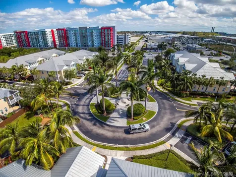 10729 NW 76th Lane Doral FL 33178
