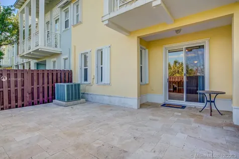 10729 NW 76th Lane Doral FL 33178