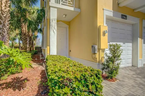 10729 NW 76th Lane Doral FL 33178
