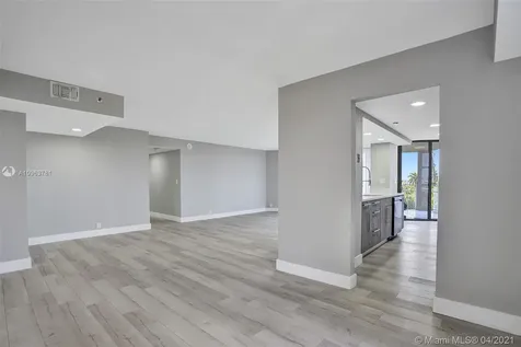 1000 N Quayside Terrace Miami FL 33138