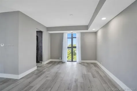 1000 N Quayside Terrace Miami FL 33138