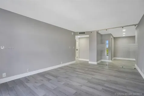 1000 N Quayside Terrace Miami FL 33138