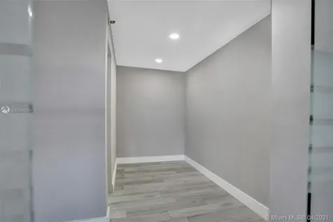 1000 N Quayside Terrace Miami FL 33138